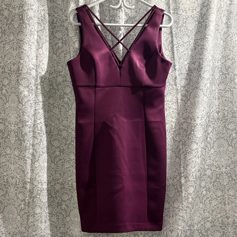 Guess Elegant Purple V-neck Dress